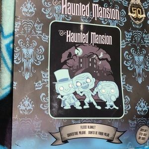 Disney park haunted mansion blanket